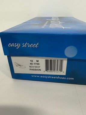 Easy Street 'Passion' Shoe Box - New Navy